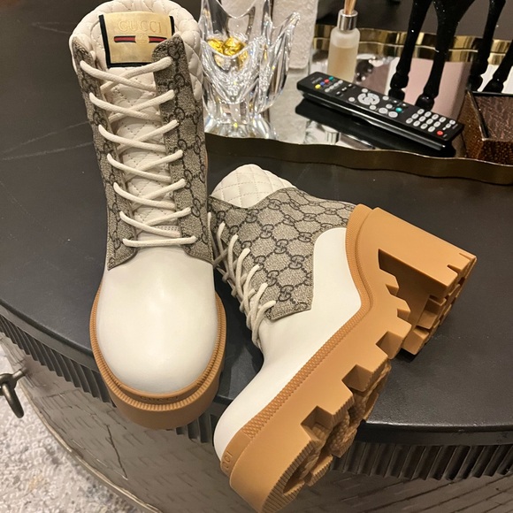 Women's Lace Up Heeled Ankle Boots GG Coated Canvas With Quilted Leather - Picture 2 of 9